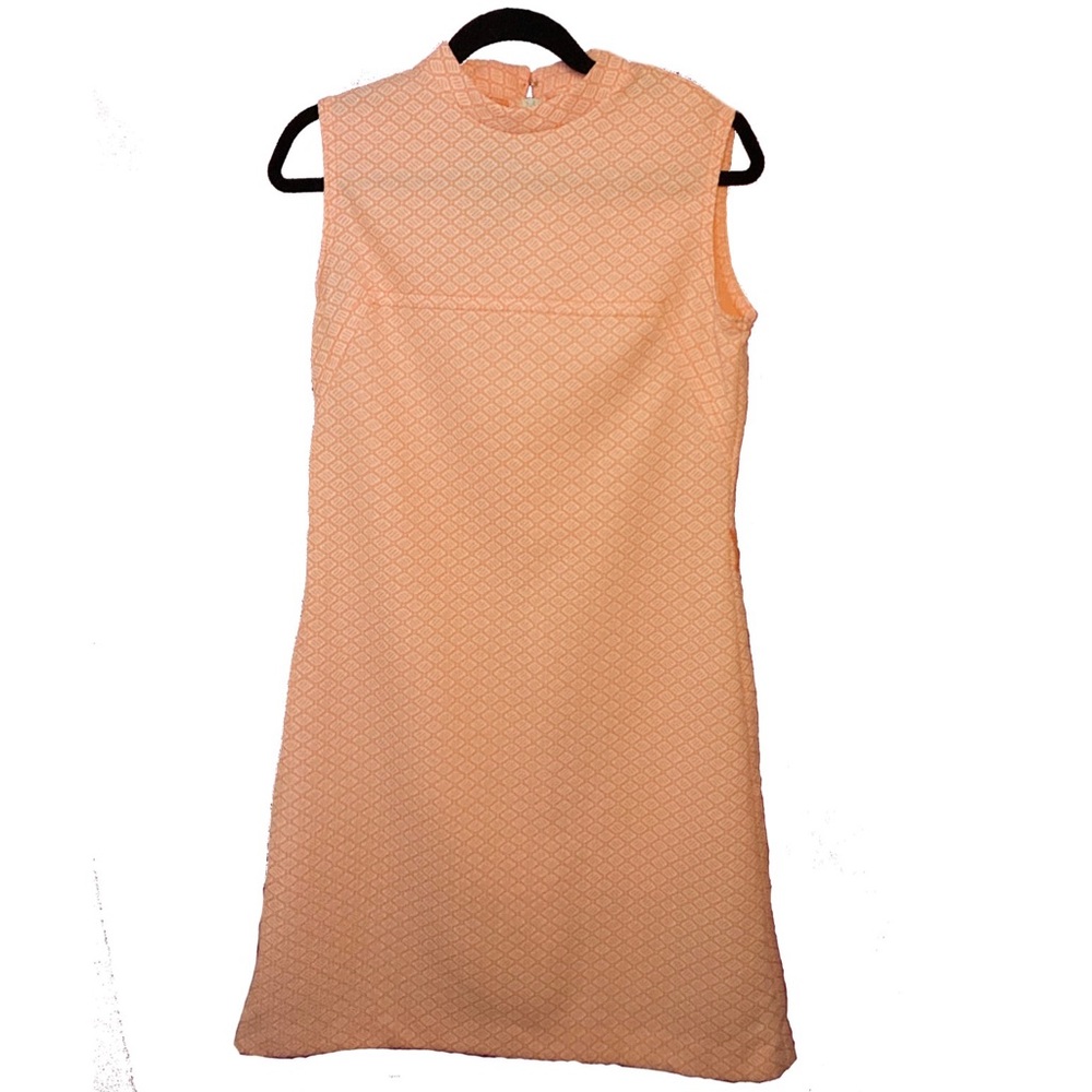 Vintage body on-style dress